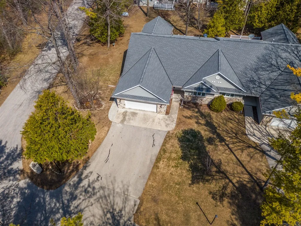 2436 Maple Bluff Ct # 1, Baileys Harbor Wi 54202, 2 Bedrooms Bedrooms, ,3 BathroomsBathrooms,Condominium,For Sale,Maple Bluff Ct,143895