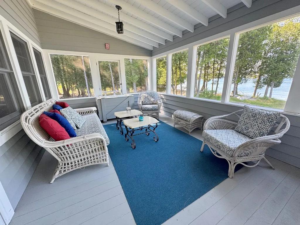 1908 Main Rd, Washington Island, Wisconsin 54246, 3 Bedrooms Bedrooms, ,3 BathroomsBathrooms,Waterfront-Residential,For Sale,Main Rd,144311