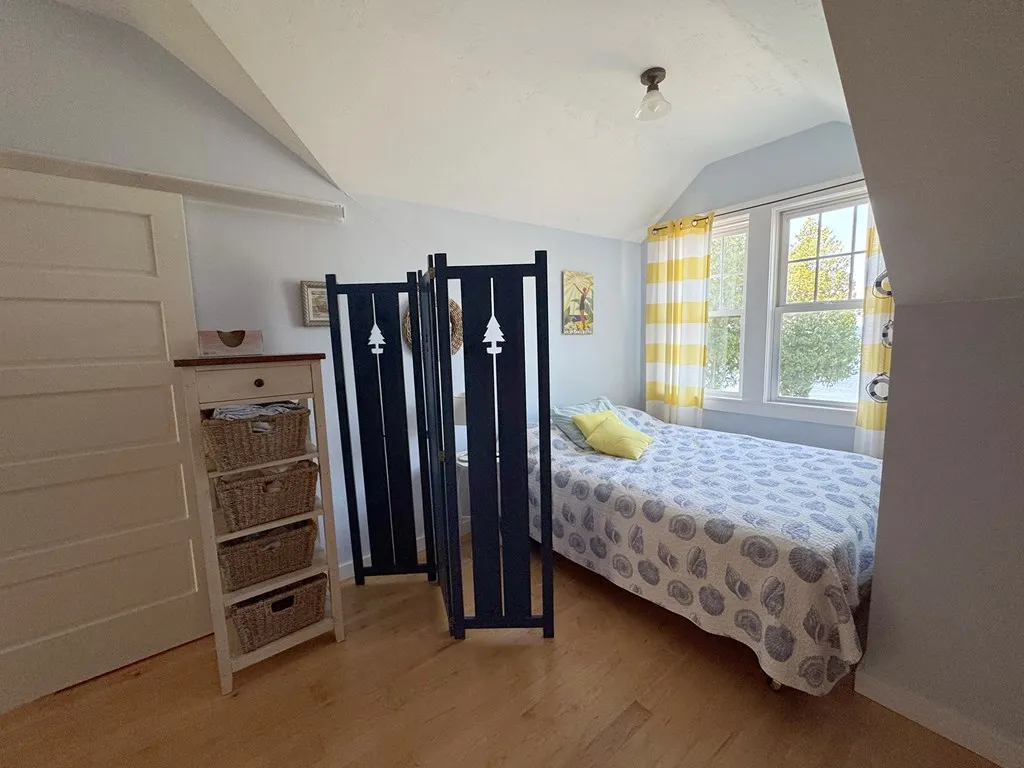 1908 Main Rd, Washington Island, Wisconsin 54246, 3 Bedrooms Bedrooms, ,3 BathroomsBathrooms,Waterfront-Residential,For Sale,Main Rd,144311