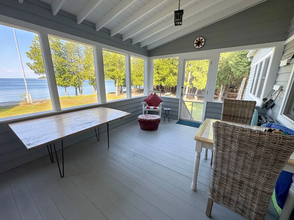 1908 Main Rd, Washington Island, Wisconsin 54246, 3 Bedrooms Bedrooms, ,3 BathroomsBathrooms,Waterfront-Residential,For Sale,Main Rd,144311