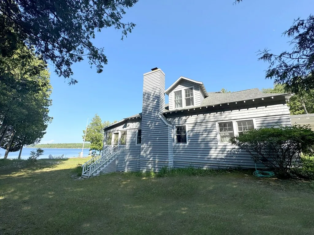 1908 Main Rd, Washington Island, Wisconsin 54246, 3 Bedrooms Bedrooms, ,3 BathroomsBathrooms,Waterfront-Residential,For Sale,Main Rd,144311