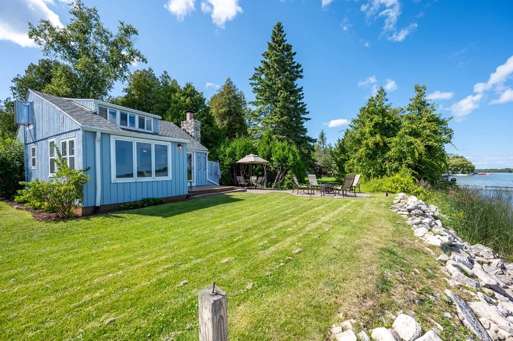 5740 W Shore Dr, Sturgeon Bay, Wisconsin 54235, 2 Bedrooms Bedrooms, ,1 BathroomBathrooms,Waterfront-Residential,For Sale,W Shore Dr,144534