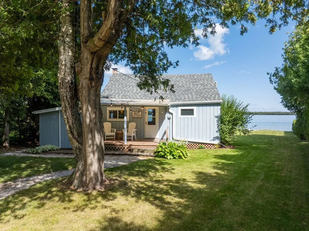 5740 W Shore Dr, Sturgeon Bay, Wisconsin 54235, 2 Bedrooms Bedrooms, ,1 BathroomBathrooms,Waterfront-Residential,For Sale,W Shore Dr,144534