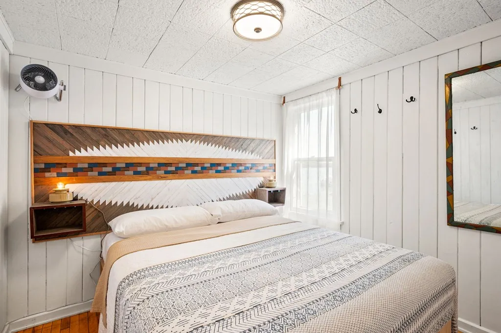 5740 W Shore Dr, Sturgeon Bay, Wisconsin 54235, 2 Bedrooms Bedrooms, ,1 BathroomBathrooms,Waterfront-Residential,For Sale,W Shore Dr,144534