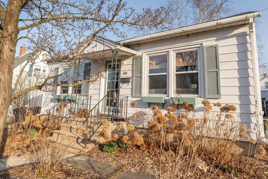 620 Huron St, Sturgeon Bay Wi 54235, 2 Bedrooms Bedrooms, ,1 BathroomBathrooms,Inland-Residential,For Sale,Huron St,141449