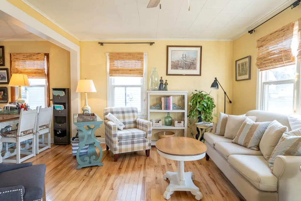 620 Huron St, Sturgeon Bay Wi 54235, 2 Bedrooms Bedrooms, ,1 BathroomBathrooms,Inland-Residential,For Sale,Huron St,141449