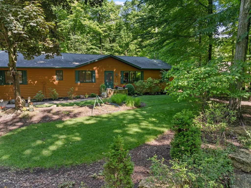 7635 Point Beach Rd, Egg Harbor, Wisconsin 54209, 3 Bedrooms Bedrooms, ,2 BathroomsBathrooms,Inland-Residential,For Sale,Point Beach Rd,144206