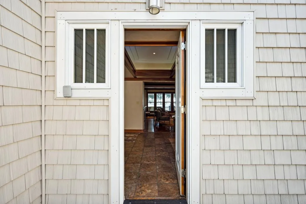 920 Memorial Dr, Sturgeon Bay Wi 54235, 4 Bedrooms Bedrooms, ,3 BathroomsBathrooms,Waterfront-Residential,For Sale,Memorial Dr,143241