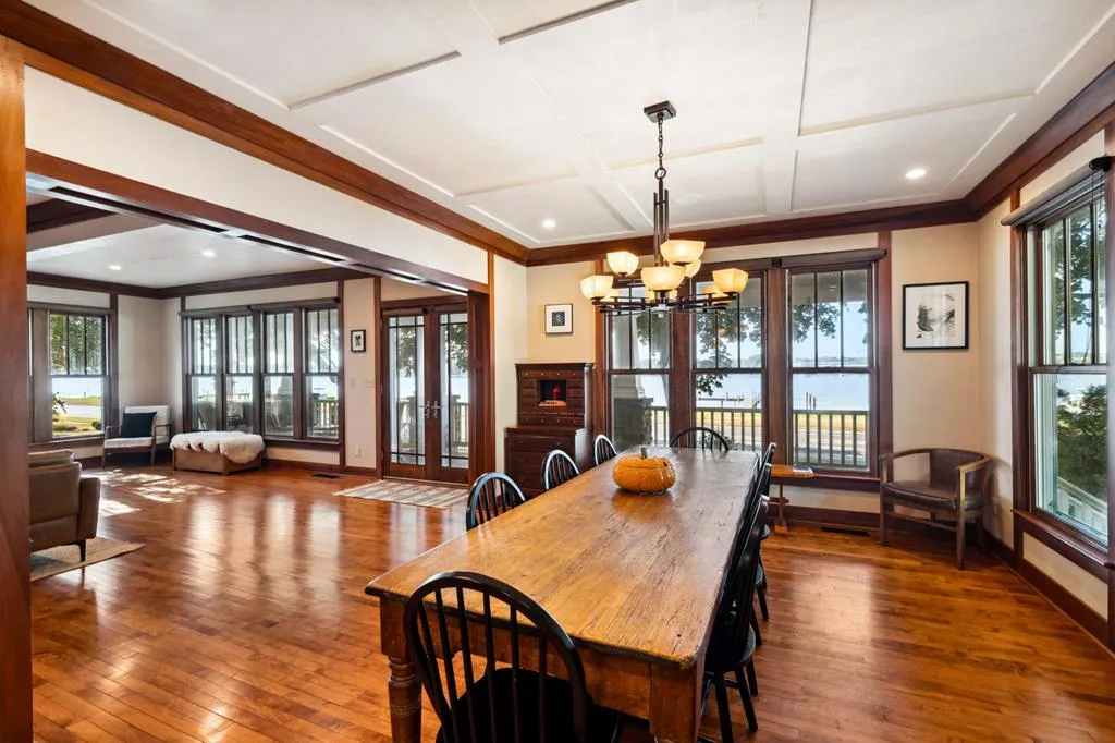 920 Memorial Dr, Sturgeon Bay Wi 54235, 4 Bedrooms Bedrooms, ,3 BathroomsBathrooms,Waterfront-Residential,For Sale,Memorial Dr,143241