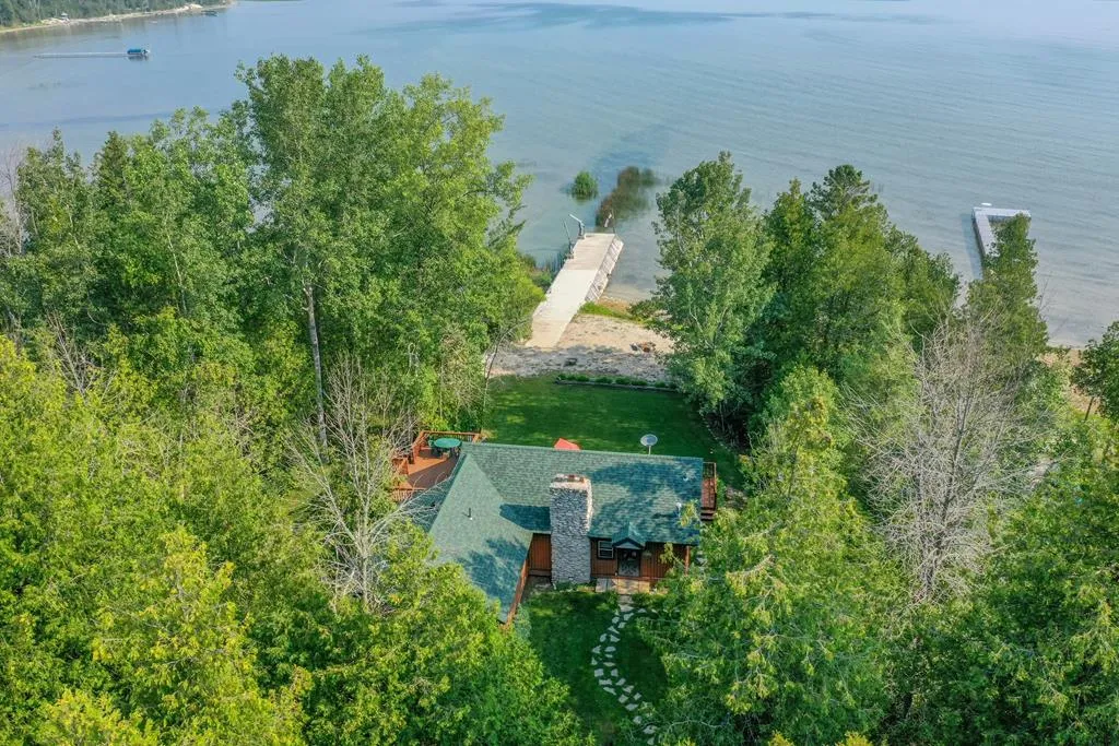 9372 County Hwy Q, Baileys Harbor, Wisconsin 54202, 3 Bedrooms Bedrooms, ,2 BathroomsBathrooms,Waterfront-Residential,For Sale,County Hwy Q,144353