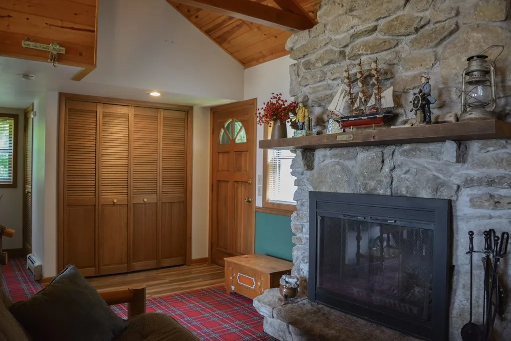 9372 County Hwy Q, Baileys Harbor, Wisconsin 54202, 3 Bedrooms Bedrooms, ,2 BathroomsBathrooms,Waterfront-Residential,For Sale,County Hwy Q,144353