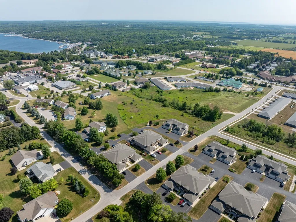 10514 Koessl Ln # 48, Sister Bay, Wisconsin 54234, 2 Bedrooms Bedrooms, ,2 BathroomsBathrooms,Condominium,For Sale,Koessl Ln,144389