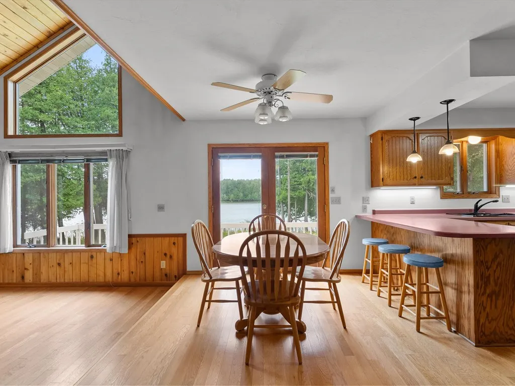 601 Sleepy Hollow Dr, Sturgeon Bay, Wisconsin 54235, 2 Bedrooms Bedrooms, ,3 BathroomsBathrooms,Waterfront-Residential,For Sale,Sleepy Hollow Dr,144519