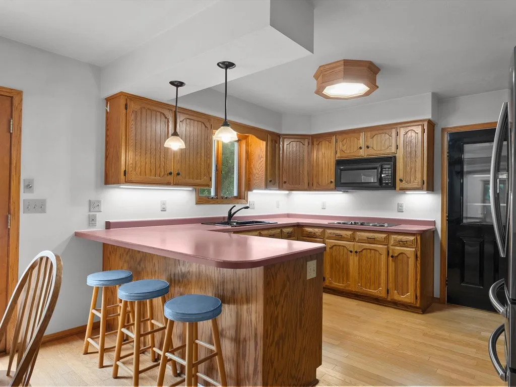 601 Sleepy Hollow Dr, Sturgeon Bay, Wisconsin 54235, 2 Bedrooms Bedrooms, ,3 BathroomsBathrooms,Waterfront-Residential,For Sale,Sleepy Hollow Dr,144519