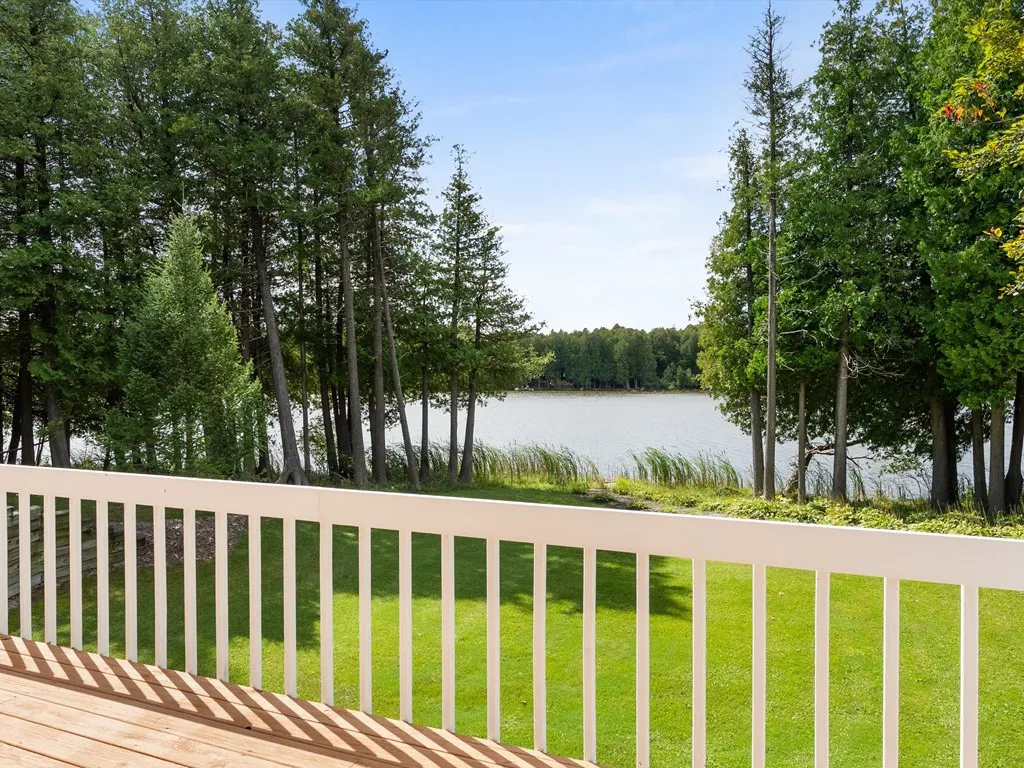 601 Sleepy Hollow Dr, Sturgeon Bay, Wisconsin 54235, 2 Bedrooms Bedrooms, ,3 BathroomsBathrooms,Waterfront-Residential,For Sale,Sleepy Hollow Dr,144519