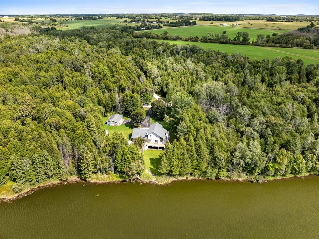 601 Sleepy Hollow Dr, Sturgeon Bay, Wisconsin 54235, 2 Bedrooms Bedrooms, ,3 BathroomsBathrooms,Waterfront-Residential,For Sale,Sleepy Hollow Dr,144519