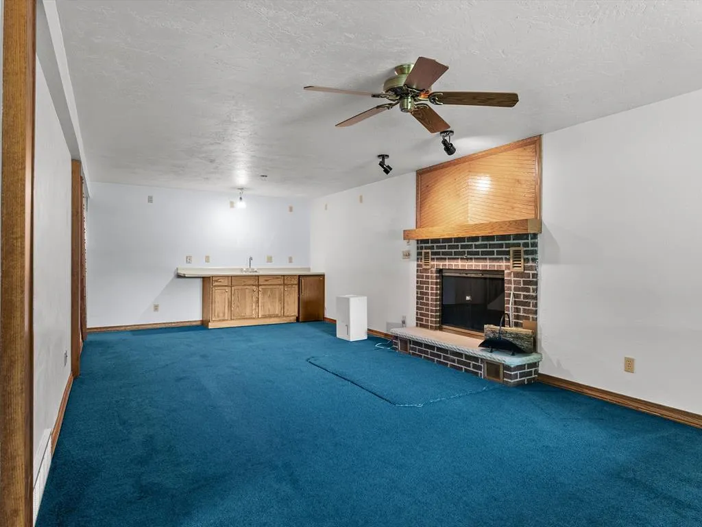 601 Sleepy Hollow Dr, Sturgeon Bay, Wisconsin 54235, 2 Bedrooms Bedrooms, ,3 BathroomsBathrooms,Waterfront-Residential,For Sale,Sleepy Hollow Dr,144519