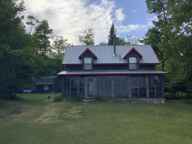 382 Lobdell Point Rd, Washington Island Wi 54246, 2 Bedrooms Bedrooms, ,2 BathroomsBathrooms,Waterfront-Residential,For Sale,Lobdell Point Rd,143000