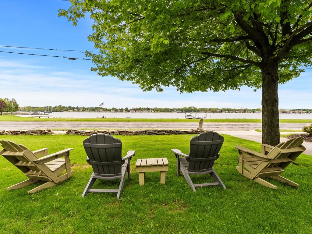 1350 Memorial Dr, Sturgeon Bay, Wisconsin 54235, 4 Bedrooms Bedrooms, ,3 BathroomsBathrooms,Waterfront-Residential,For Sale,Memorial Dr,144027
