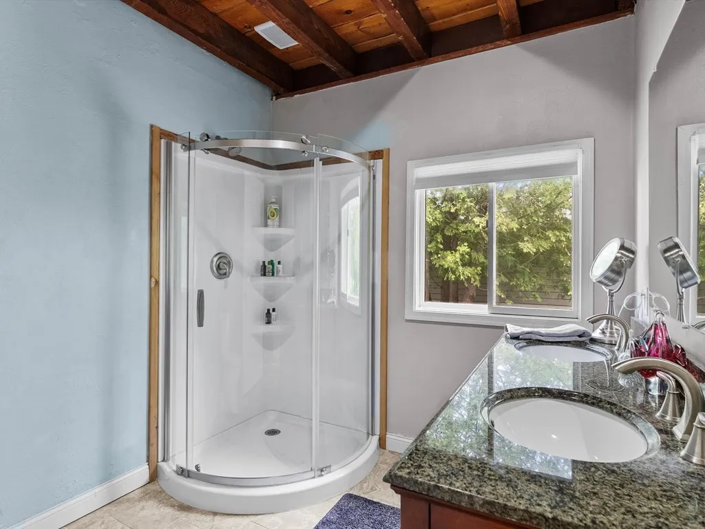 1350 Memorial Dr, Sturgeon Bay, Wisconsin 54235, 4 Bedrooms Bedrooms, ,3 BathroomsBathrooms,Waterfront-Residential,For Sale,Memorial Dr,144027
