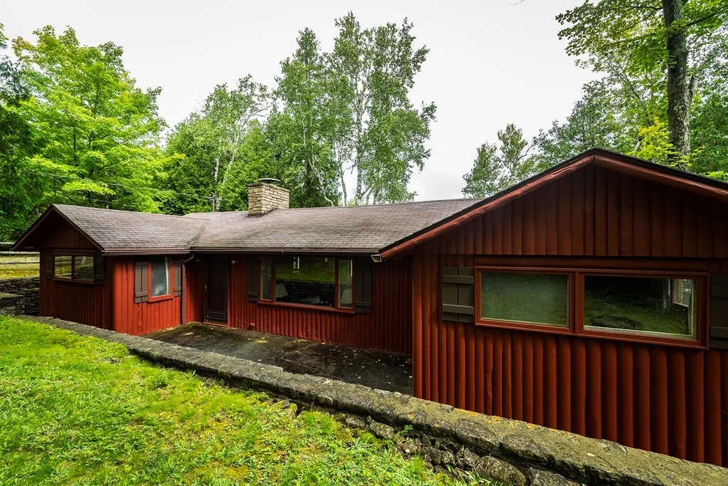 744 Wisconsin Bay Rd, Ellison Bay, Wisconsin 54210, 3 Bedrooms Bedrooms, ,2 BathroomsBathrooms,Waterfront-Residential,For Sale,Wisconsin Bay Rd,144430