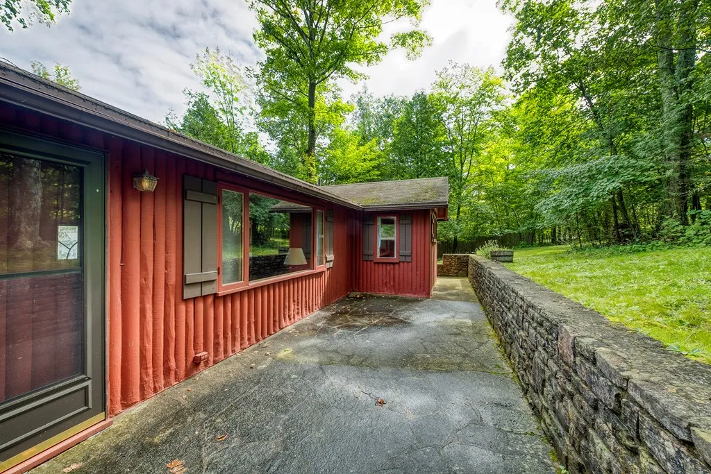 744 Wisconsin Bay Rd, Ellison Bay, Wisconsin 54210, 3 Bedrooms Bedrooms, ,2 BathroomsBathrooms,Waterfront-Residential,For Sale,Wisconsin Bay Rd,144430