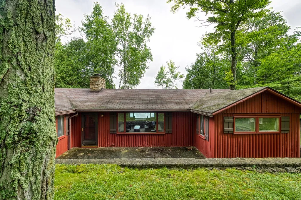 744 Wisconsin Bay Rd, Ellison Bay, Wisconsin 54210, 3 Bedrooms Bedrooms, ,2 BathroomsBathrooms,Waterfront-Residential,For Sale,Wisconsin Bay Rd,144430