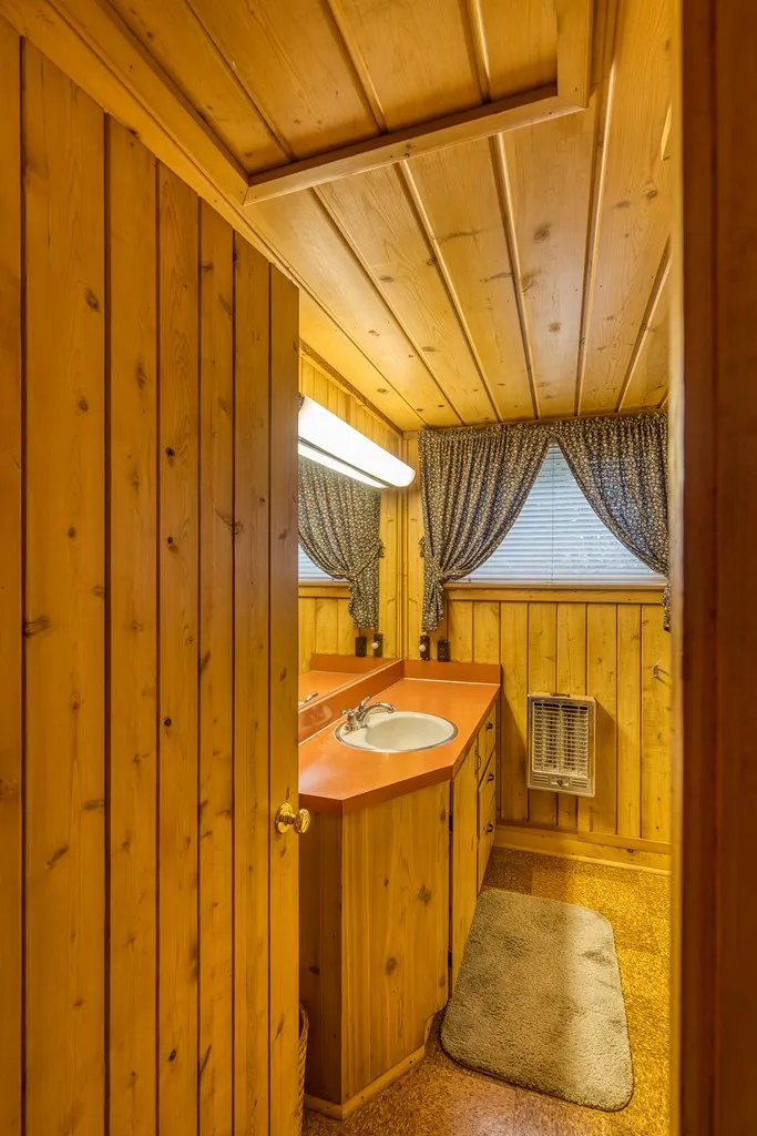 744 Wisconsin Bay Rd, Ellison Bay, Wisconsin 54210, 3 Bedrooms Bedrooms, ,2 BathroomsBathrooms,Waterfront-Residential,For Sale,Wisconsin Bay Rd,144430