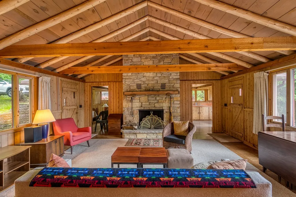 744 Wisconsin Bay Rd, Ellison Bay, Wisconsin 54210, 3 Bedrooms Bedrooms, ,2 BathroomsBathrooms,Waterfront-Residential,For Sale,Wisconsin Bay Rd,144430