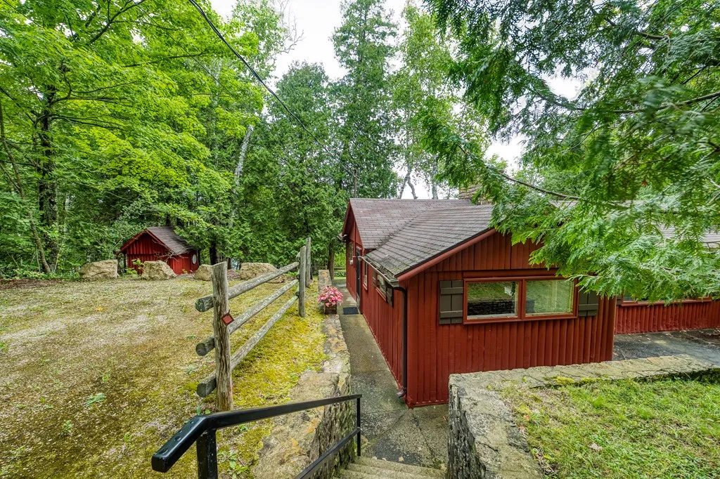 744 Wisconsin Bay Rd, Ellison Bay, Wisconsin 54210, 3 Bedrooms Bedrooms, ,2 BathroomsBathrooms,Waterfront-Residential,For Sale,Wisconsin Bay Rd,144430