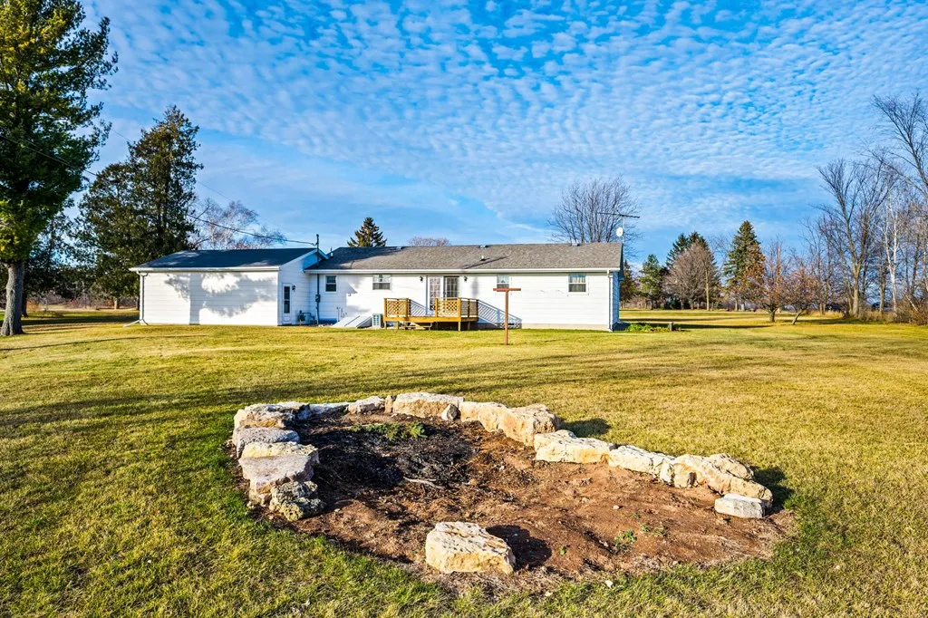 7379 County Rd C, Sturgeon Bay Wi 54235, 3 Bedrooms Bedrooms, ,2 BathroomsBathrooms,Inland-Residential,For Sale,County Rd C,141218