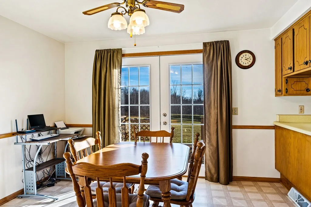 7379 County Rd C, Sturgeon Bay Wi 54235, 3 Bedrooms Bedrooms, ,2 BathroomsBathrooms,Inland-Residential,For Sale,County Rd C,141218