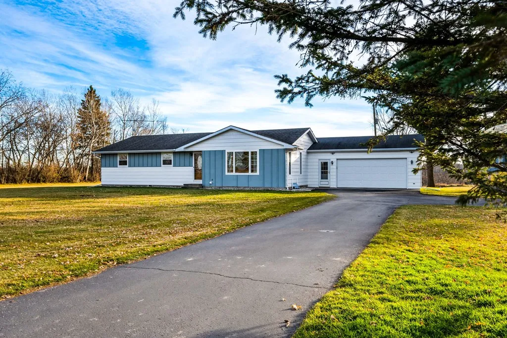 7379 County Rd C, Sturgeon Bay Wi 54235, 3 Bedrooms Bedrooms, ,2 BathroomsBathrooms,Inland-Residential,For Sale,County Rd C,141218