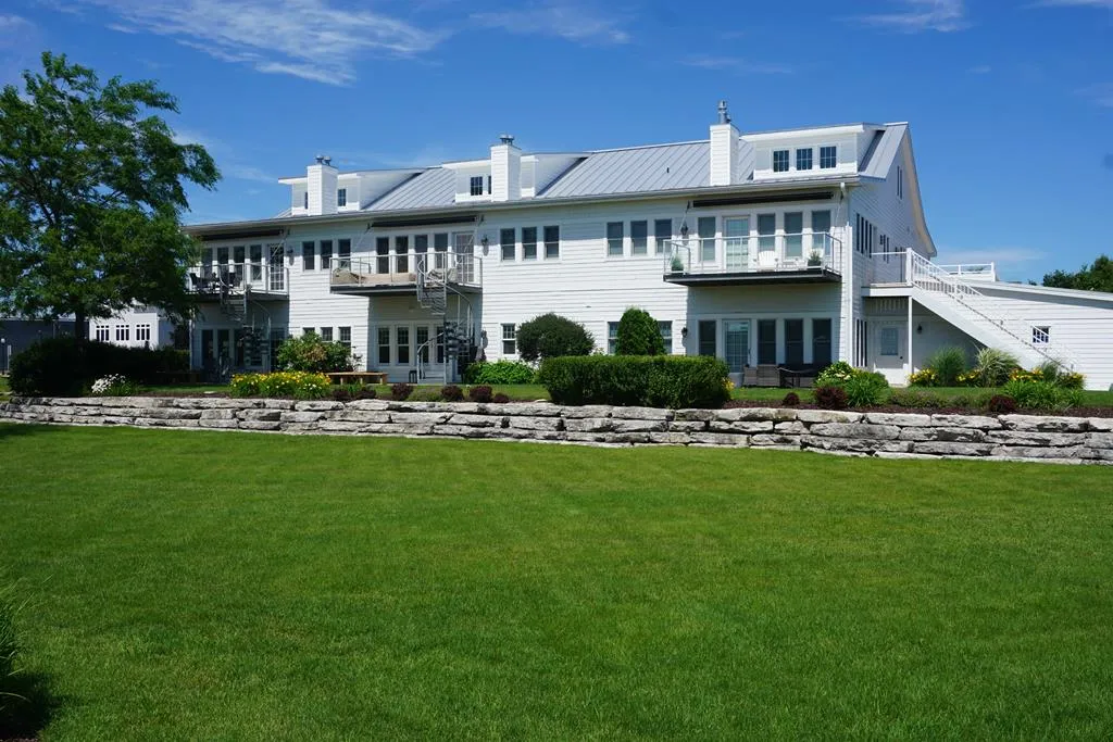 311 S 1st Ave, Sturgeon Bay Wi 54235, 3 Bedrooms Bedrooms, ,3 BathroomsBathrooms,Condominium,For Sale,S 1st Ave,141825