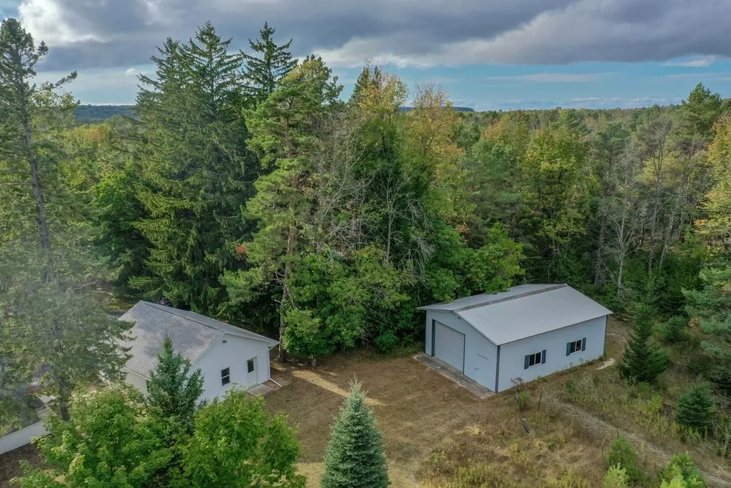 9530 Town Line Dr, Sister Bay Wi 54234, 3 Bedrooms Bedrooms, ,2 BathroomsBathrooms,Inland-Residential,For Sale,Town Line Dr,143287