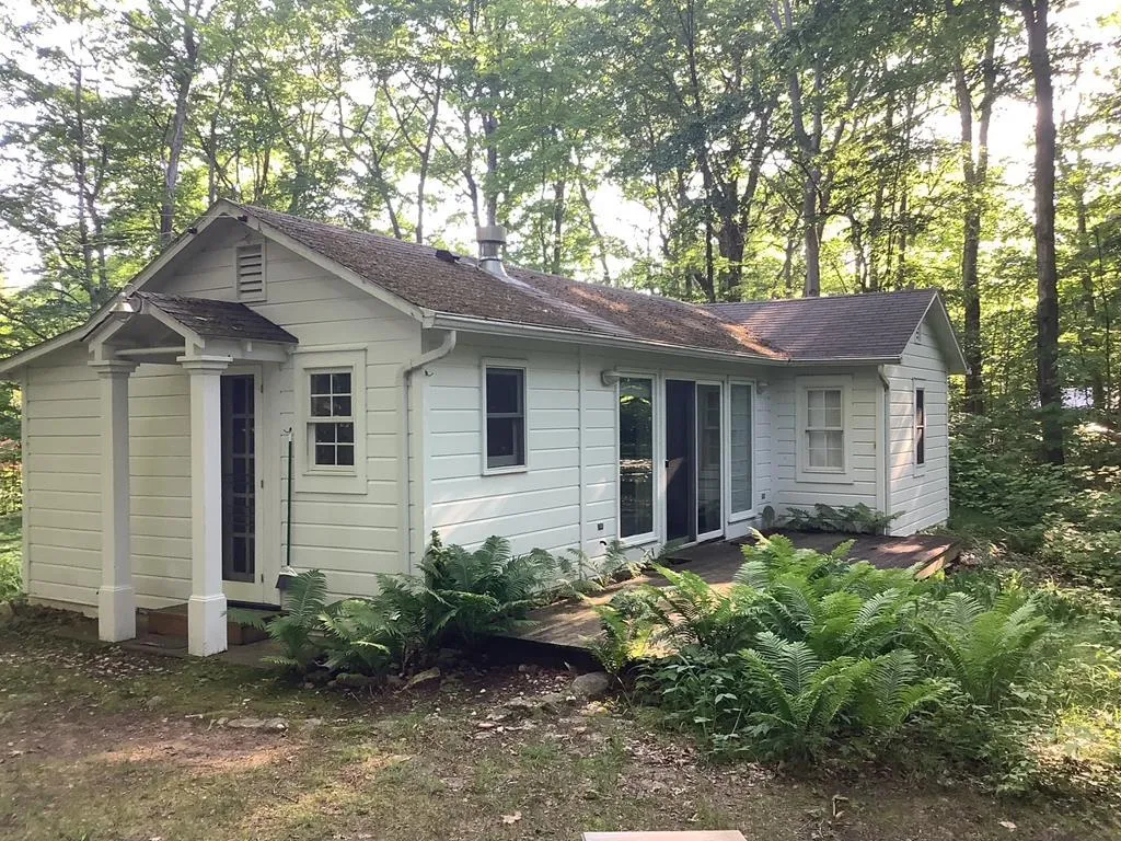 1862 Detroit Harbor Rd, Washington Island, Wisconsin 54246, 2 Bedrooms Bedrooms, ,1 BathroomBathrooms,Inland-Residential,For Sale,Detroit Harbor Rd,144216