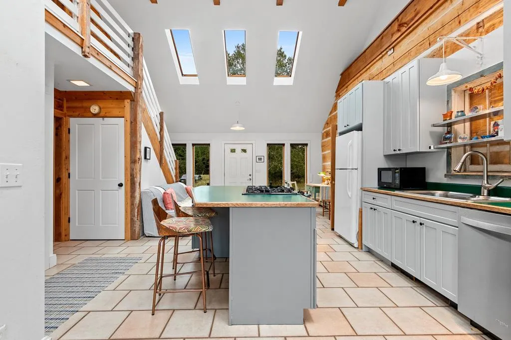 Ellison Bay, Wisconsin 54234, 3 Bedrooms Bedrooms, ,2 BathroomsBathrooms,Inland-Residential,For Sale,Badger Rd,143939