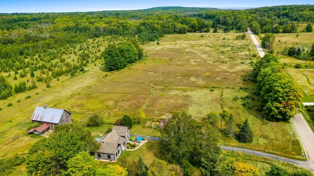 Ellison Bay, Wisconsin 54234, 3 Bedrooms Bedrooms, ,2 BathroomsBathrooms,Inland-Residential,For Sale,Badger Rd,143939