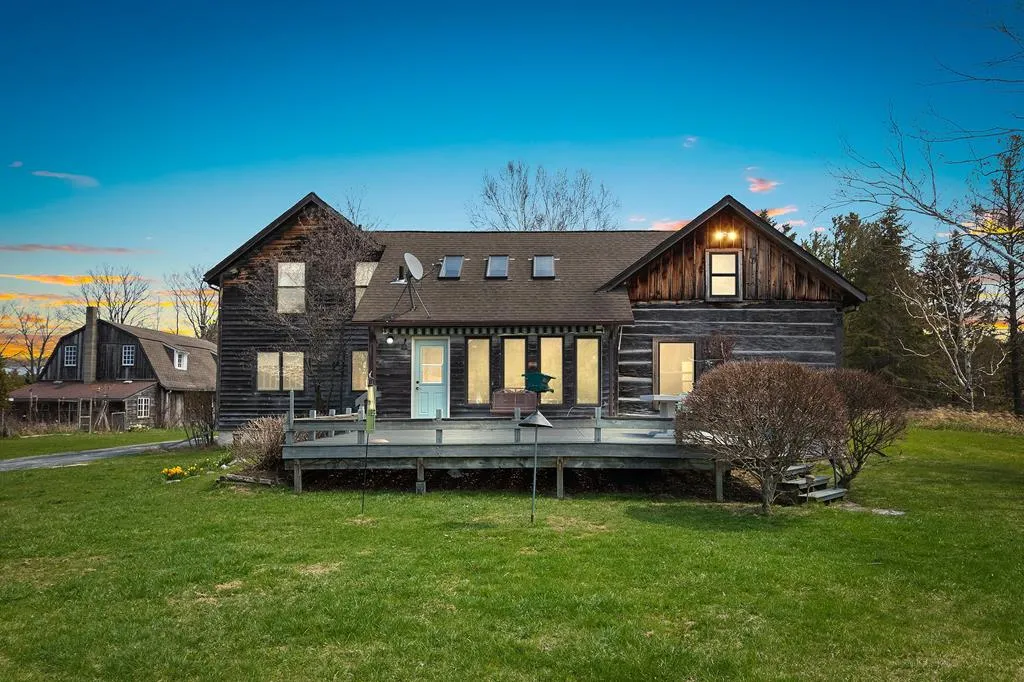 Ellison Bay, Wisconsin 54234, 3 Bedrooms Bedrooms, ,2 BathroomsBathrooms,Inland-Residential,For Sale,Badger Rd,143939