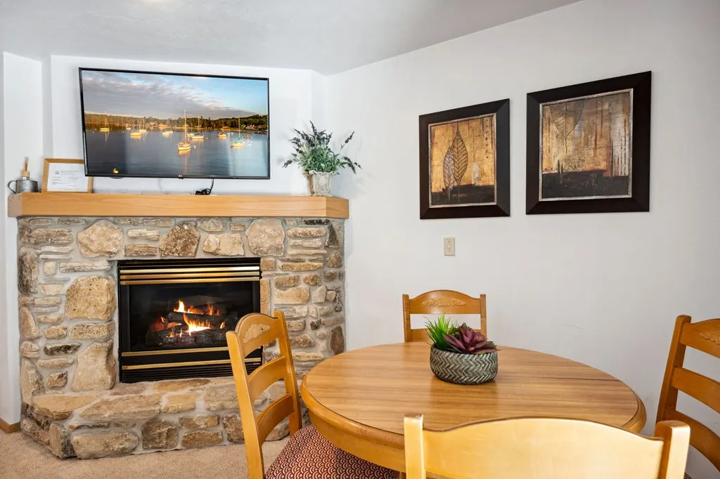 3908 County Rd F # 2, Fish Creek Wi 54212, 2 Bedrooms Bedrooms, ,2 BathroomsBathrooms,Condominium,For Sale,County Rd F,143651