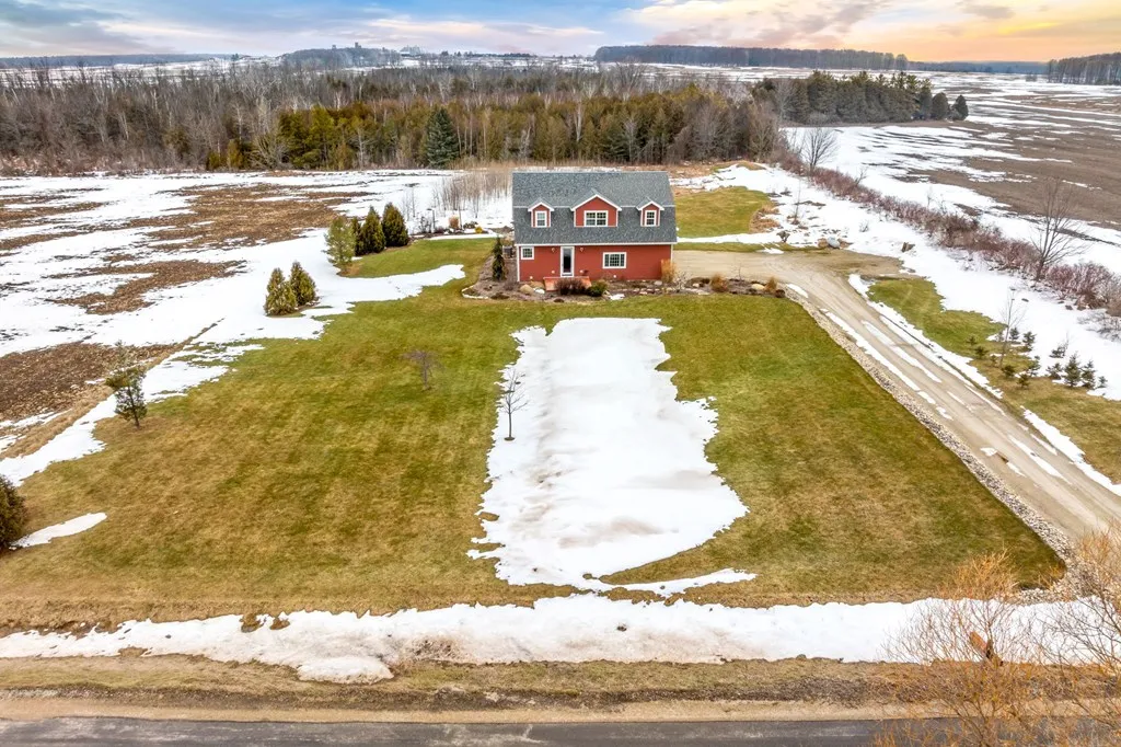 5050 W Town Line Rd, Sturgeon Bay Wi 54235, 3 Bedrooms Bedrooms, ,2 BathroomsBathrooms,Inland-Residential,For Sale,W Town Line Rd,141366