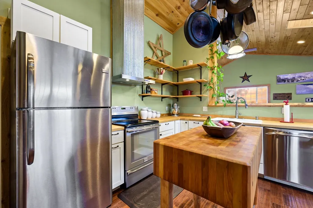 5050 W Town Line Rd, Sturgeon Bay Wi 54235, 3 Bedrooms Bedrooms, ,2 BathroomsBathrooms,Inland-Residential,For Sale,W Town Line Rd,141366