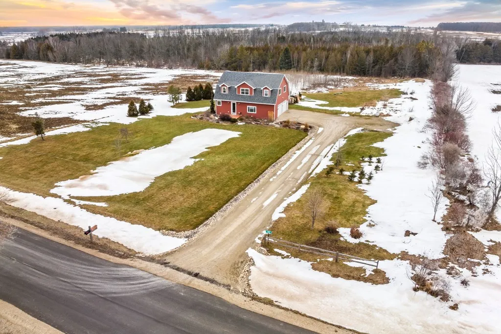 5050 W Town Line Rd, Sturgeon Bay Wi 54235, 3 Bedrooms Bedrooms, ,2 BathroomsBathrooms,Inland-Residential,For Sale,W Town Line Rd,141366