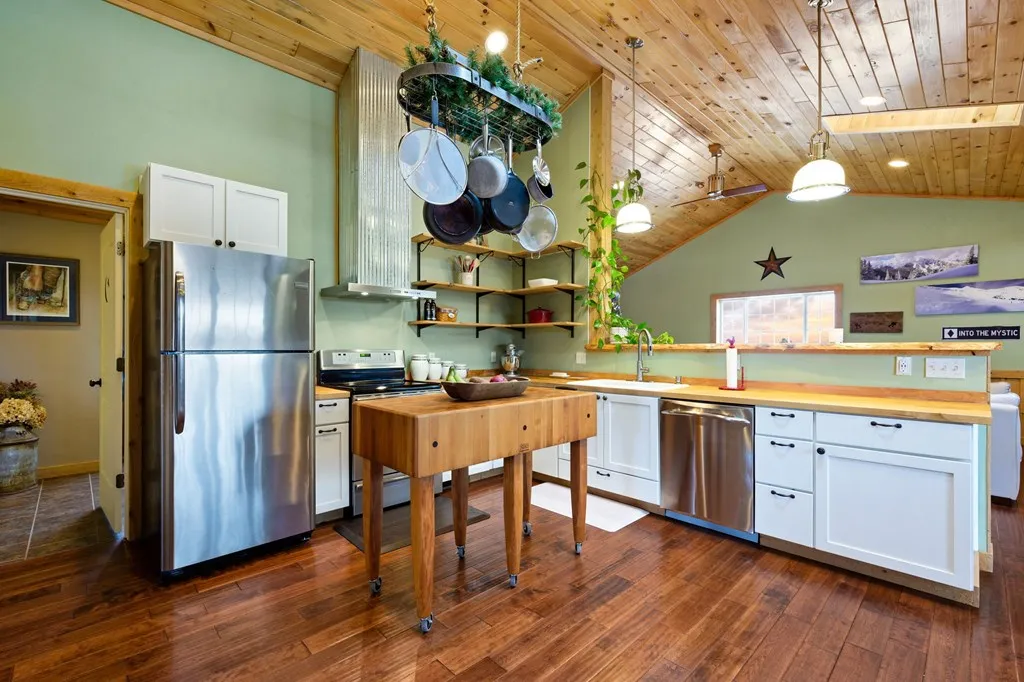 5050 W Town Line Rd, Sturgeon Bay Wi 54235, 3 Bedrooms Bedrooms, ,2 BathroomsBathrooms,Inland-Residential,For Sale,W Town Line Rd,141366