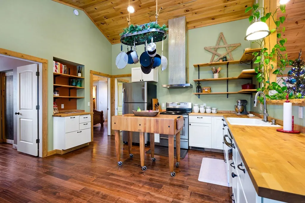 5050 W Town Line Rd, Sturgeon Bay Wi 54235, 3 Bedrooms Bedrooms, ,2 BathroomsBathrooms,Inland-Residential,For Sale,W Town Line Rd,141366