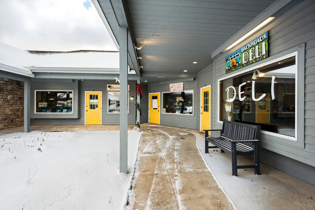 9331 Spring Rd, Fish Creek Wi 54212, ,1 BathroomBathrooms,Commercial,For Sale,Spring Rd,143489