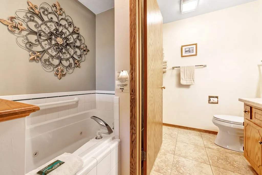 10396 Water St # 207, Ephraim Wi 54211, 2 Bedrooms Bedrooms, ,2 BathroomsBathrooms,Condominium,For Sale,Water St,143433