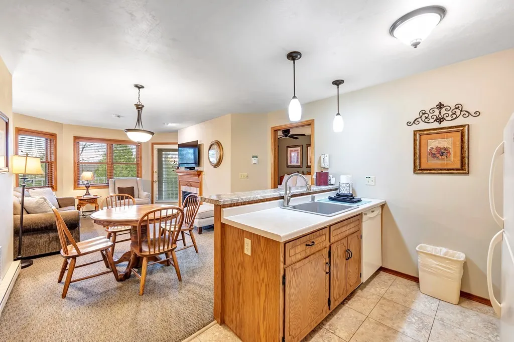 10396 Water St # 207, Ephraim Wi 54211, 2 Bedrooms Bedrooms, ,2 BathroomsBathrooms,Condominium,For Sale,Water St,143433