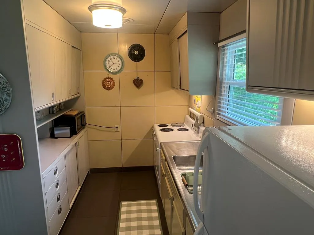 116 N 9th Ave, Sturgeon Bay, Wisconsin 54235, 2 Bedrooms Bedrooms, ,1 BathroomBathrooms,Inland-Residential,For Sale,N 9th Ave,143983