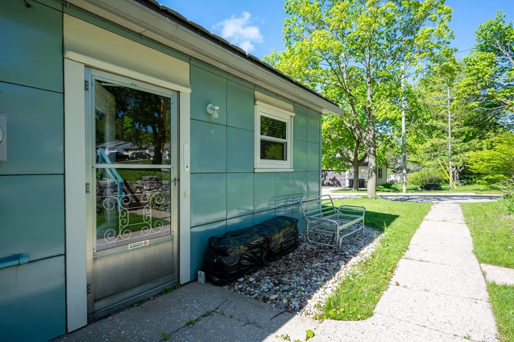 116 N 9th Ave, Sturgeon Bay, Wisconsin 54235, 2 Bedrooms Bedrooms, ,1 BathroomBathrooms,Inland-Residential,For Sale,N 9th Ave,143983